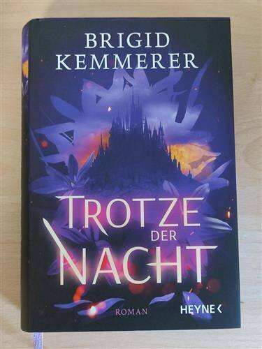 Trotze der Nacht EXKLUSIVAUSGABE mit Farbschnitt HARDCOVER Buch